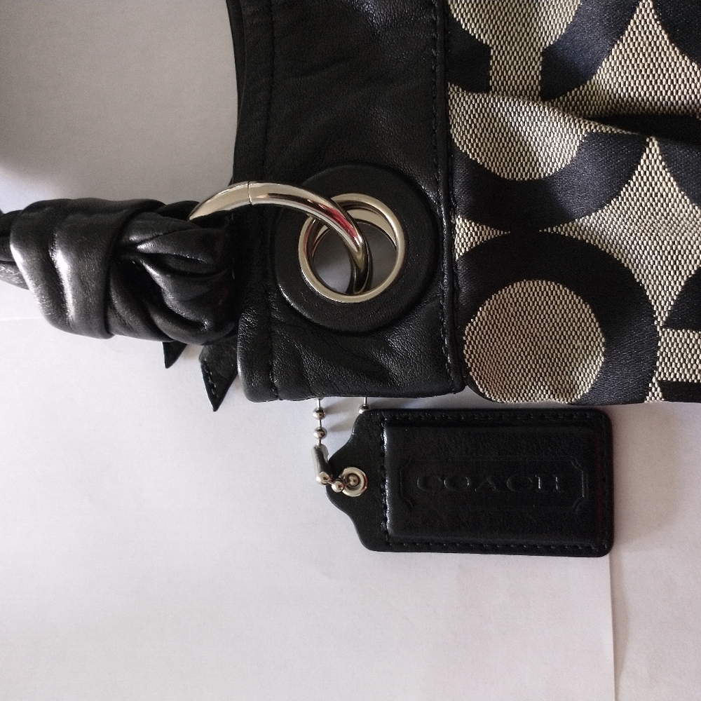 COACH Signature Black Women's Bag - Picture 6 of 8